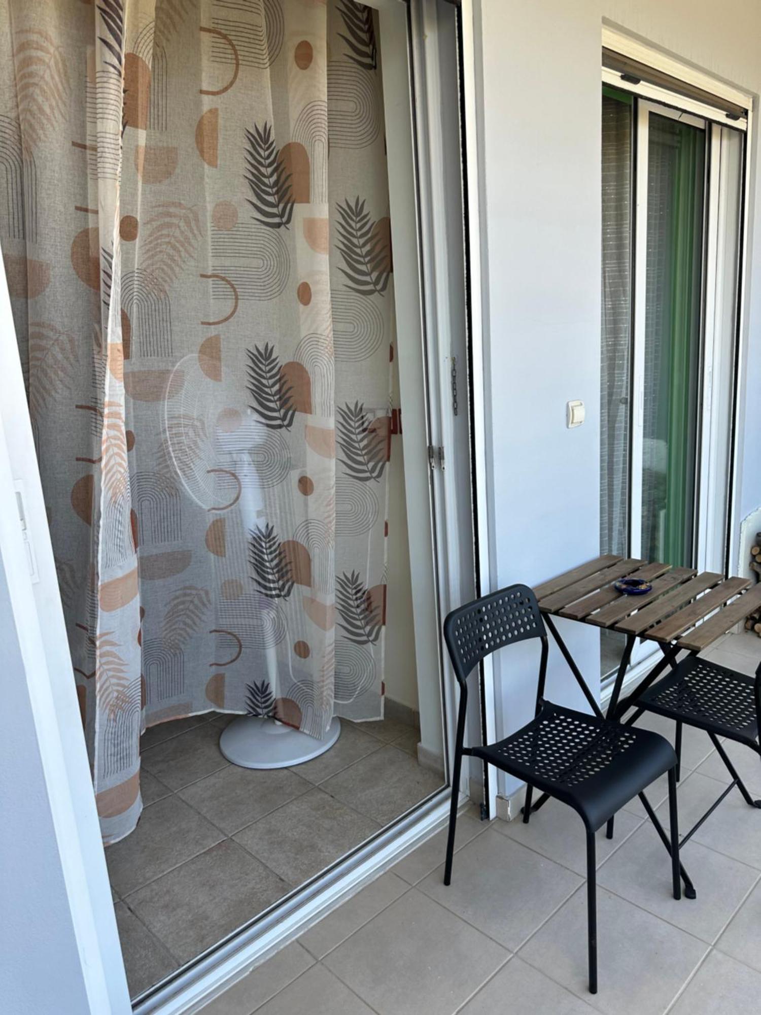 Δωματιο Με Ησυχία Και Θέα Patras Exterior photo